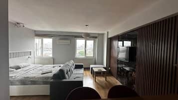 Deluxe Studio | Free WiFi
