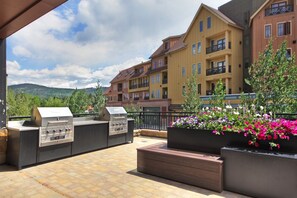 Terrace/patio - Slopeside Condo + Hot Tub Access (Breckenridge)