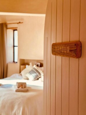 Double Room, Shared Bathroom, Garden View - Le Hameau des Cascades (Sidi Ahmed Essayeh)