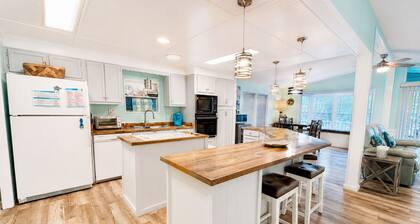 3 BR House in OceanSide Village! Llamazing