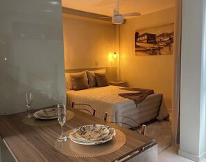 1 quarto, ferros/tábuas de passar roupa, Wi-Fi, roupa de cama