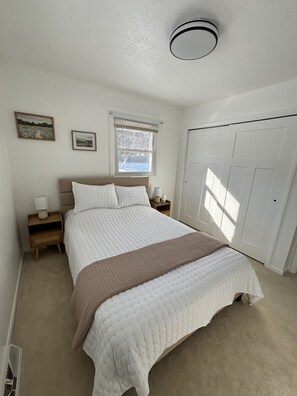 3 sovrum, strykjärn/strykbräda, internet och sängkläder