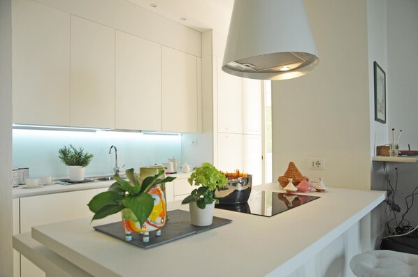 Niet-geclassificeerde afbeelding, 1 van 16, knop