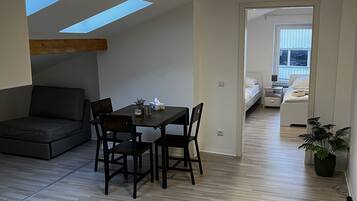Comfort-Studiosuite, Küche | Eigene Küche | Kühlschrank, Ofen, Kochgeschirr/Geschirr/Besteck