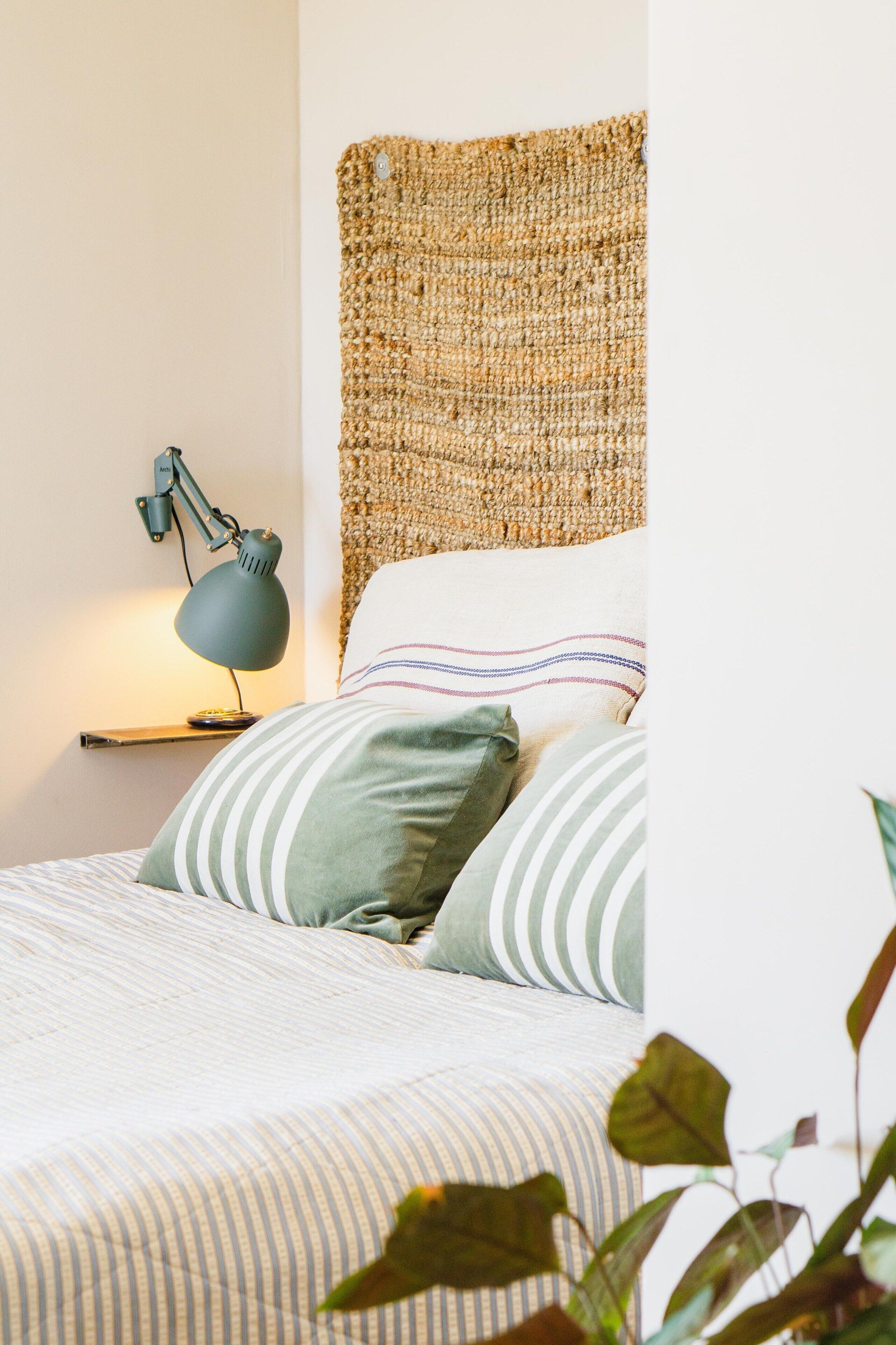 3 bedrooms, individually furnished, laptop workspace