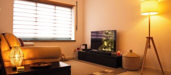 Quiet neighborhood, close to the historic center, beaches and trails - comfort and adventure.