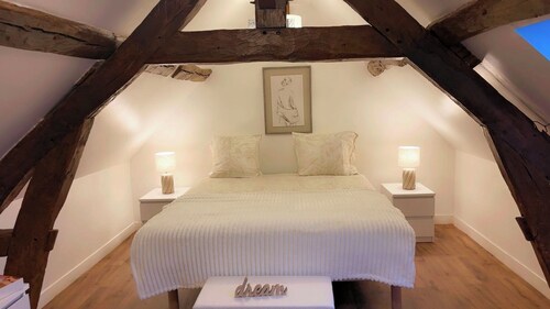 L'instant cocooning
est à 300m du centre ville de Neufchâtel en Bray !