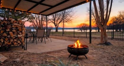 Sweeping Panoramic Lake Views - Hot Tub - Sleeps20