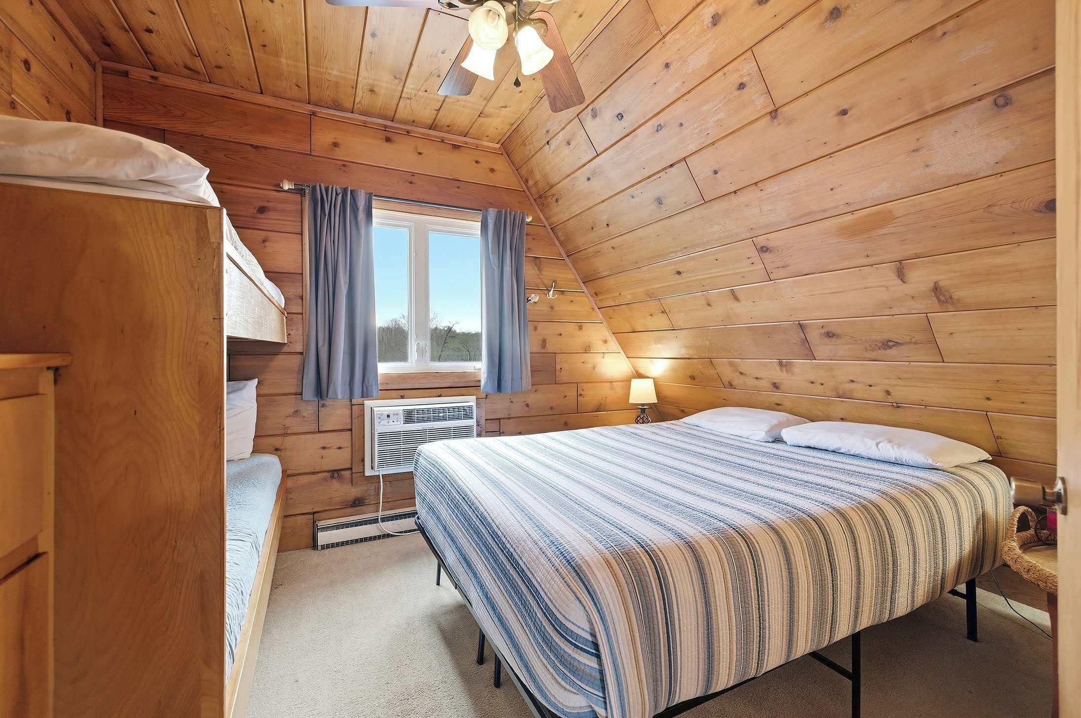 Chalet #29 Walk To Beach Near Resort Pools - Michigan
