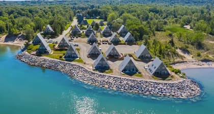 Chalet #36 Lake View Chalet & Resort Amenities