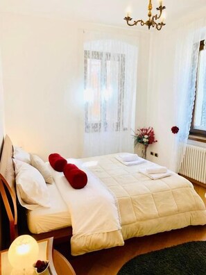 Apartamento conforto, vista para a cidade | Wi-Fi de cortesia