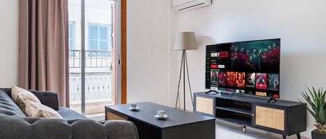 Departamento, balcón | Área de sala de estar