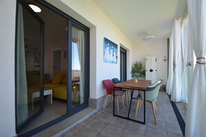 Outdoor dining - Los Flamencos 6303 - One Bedroom Apartment, Sleeps 3 (Punta del moral)