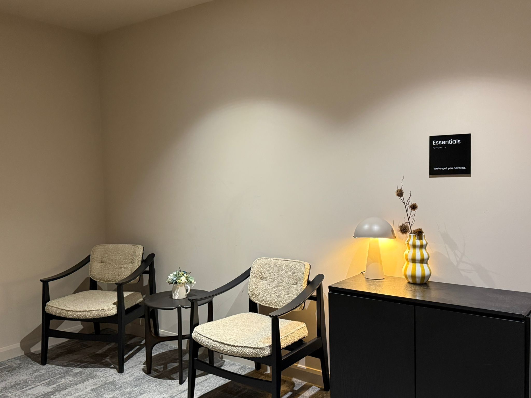 Signature Studio Suite | Interior