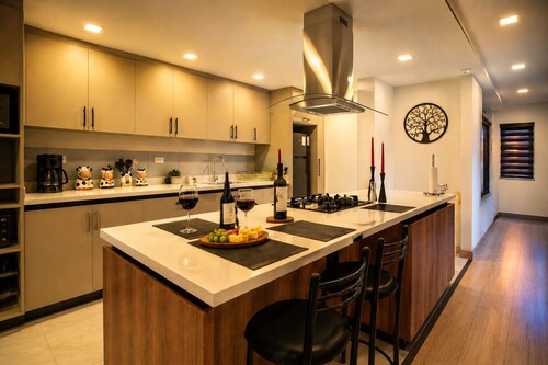Modern Apartment Near Cuenca's Historic Center | Balcony • Garage • Pet-Friendly