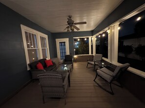 Terrace/patio - Perfect 3-bedroom bungalow with AC in vibrant Tampa Heights / Seminole Heights (Tampa)