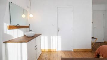 Comfort Double Room | Desk, laptop workspace, free WiFi