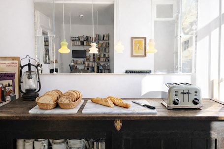 La Maison Fives