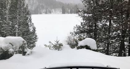 Family cozy cottage. A gem in the nature in the heart of the Outaouais region.