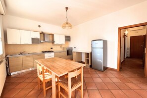 Refrigerador, lavavajillas
