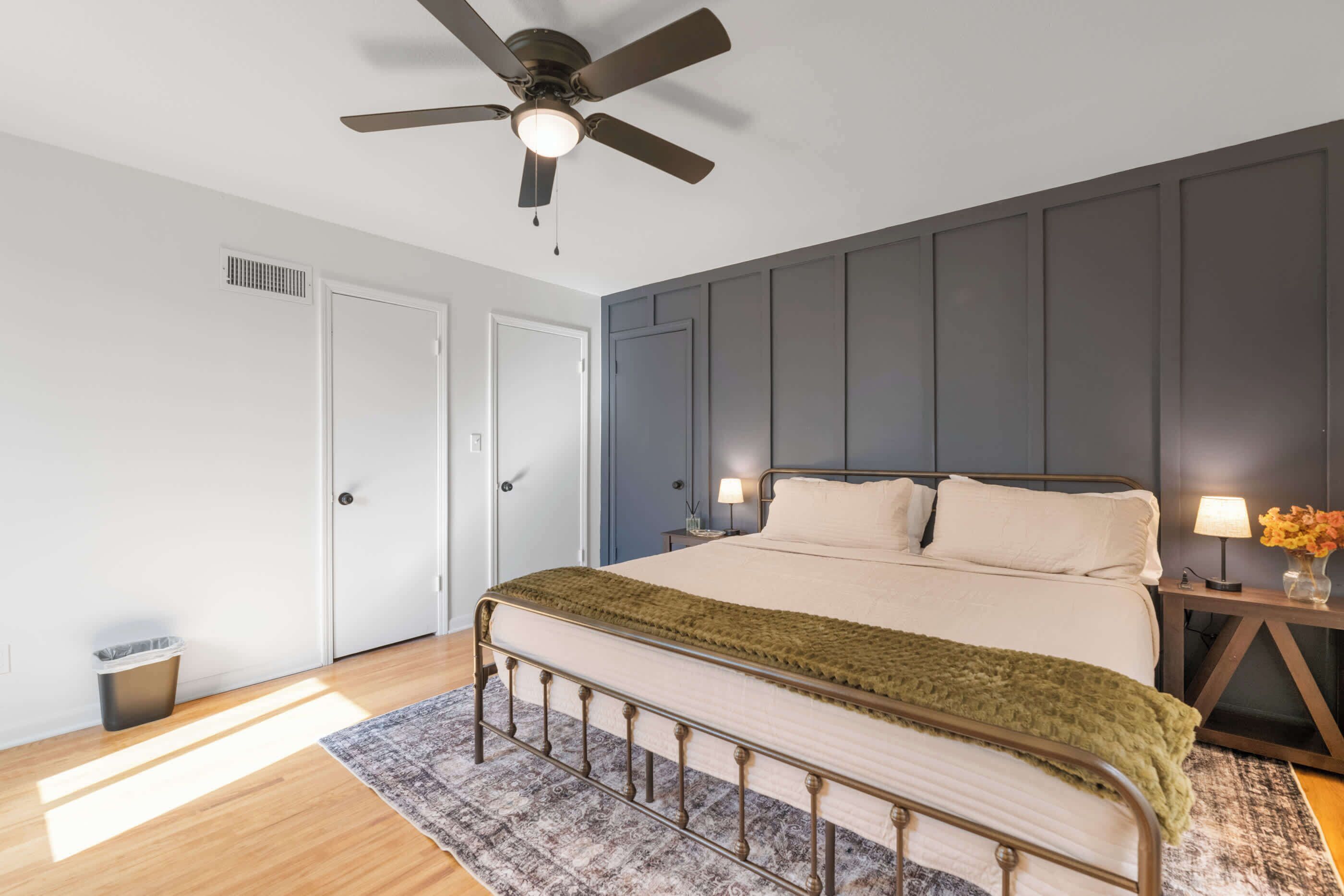 3 bedrooms, desk, iron/ironing board, WiFi