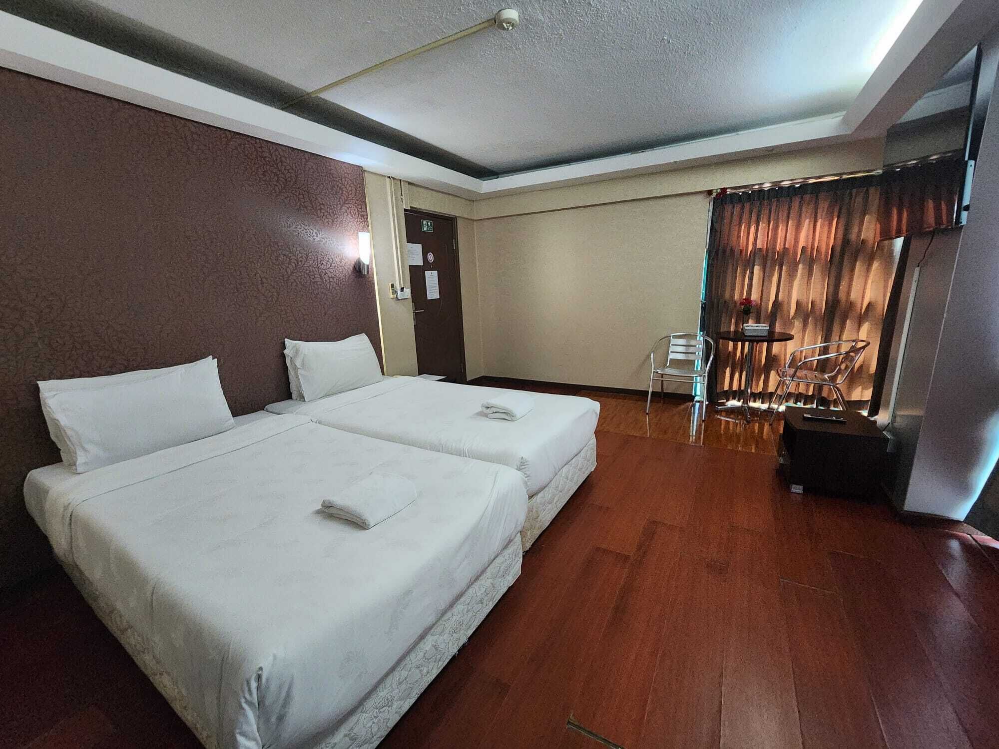 Luxury Studio Suite, City View