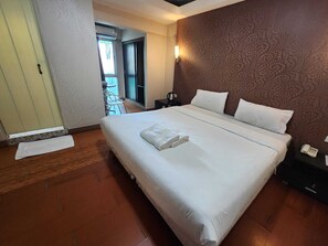 Junior Studio, City View