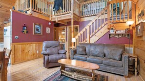 TV, fireplace, DVD player - Caught Up In The Mountains (PIGEON FORGE)