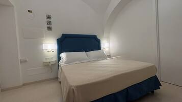 Classic Double Room, City View | In-room safe, blackout curtains, soundproofing, free WiFi