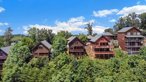 Exterior - The Regal Scene Of The Smokies (PIGEON FORGE)