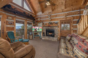 TV, fireplace, video games - Endless Mountains From Porch Swings In The Sky (PIGEON FORGE)