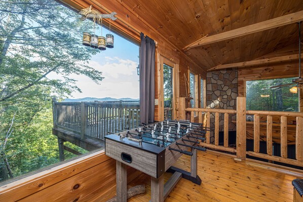 Interior - 2 Lovin's Bears-A Romantic, Pet-Friendly Cabin (GATLINBURG)