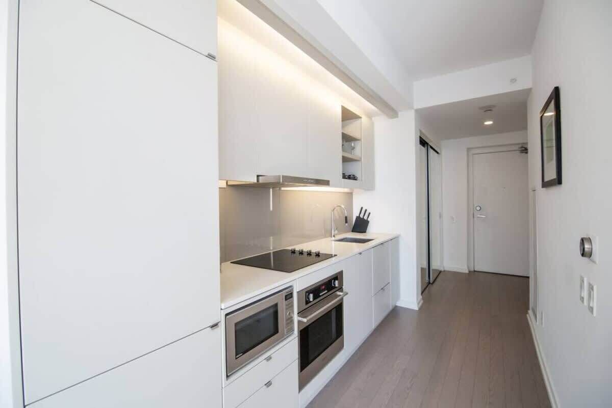 Fully equipped kitchen with complete set of cookware