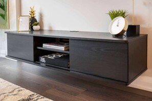 Yorkville living - modern luxury. - Yorkville Living 1 BR/1BA with Gym in Upscale Area (Toronto)