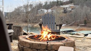 Property grounds - Rebel without a Cove Lakefront home located in back of cove by Shanghai Marina (LaFollette)
