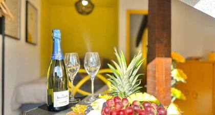 Yellow Suite - Design stay for 3 - Alsace / Vosges