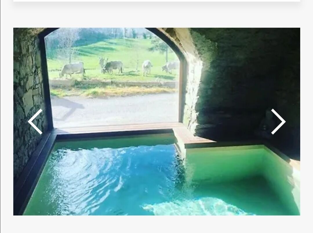 Innendørsbasseng og utendørsbasseng