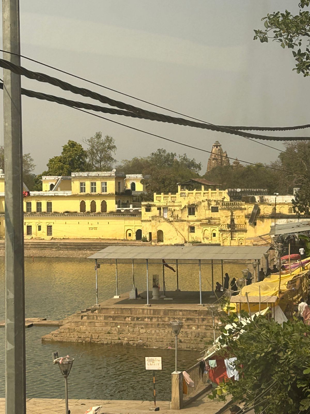 Rom – deluxe, utsikt mot innsjø