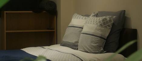 1 غرفة نوم وواي فاي مجانًا وملاءات أسرّة