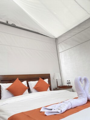 เคบิน, วิวทะเลสาบ