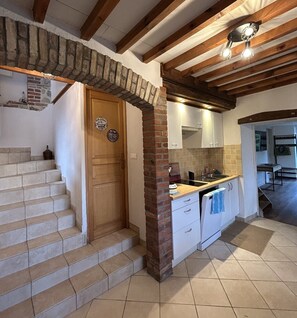 Horno, placa de cocina, lavavajillas