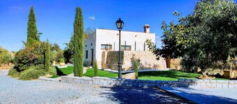 Finca Santa Lucía Lodging