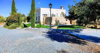 Finca Santa Lucía Lodging