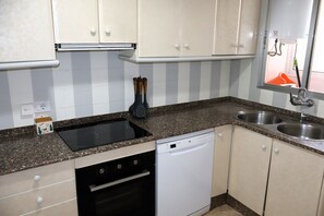 Fridge, microwave, oven, dishwasher - Ground floor with Air (Peñiscola)