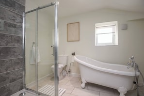 Departamento, 2 habitaciones, con acceso para personas discapacitadas, balcón | Baño