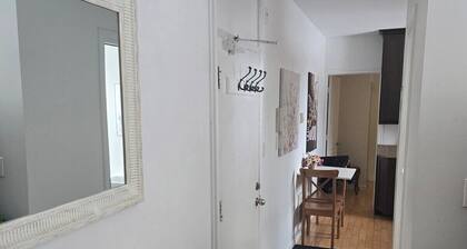 Lovely 2-bed App Downtown Ottawa 31C