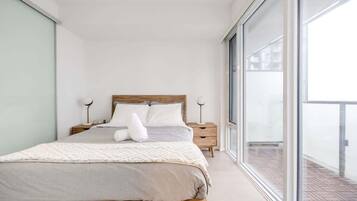 Your Cozy Retreat with Queen Bed Comfort