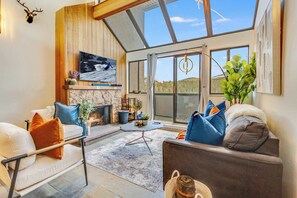 TV, fireplace, video games, DVD player - Safir Haus at Beaver Run Resort 2BD 2BT Ski In/Out (Breckenridge)