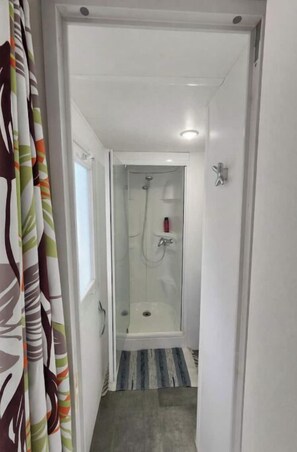 Dusche, Toilettenpapier
