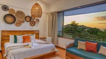 Blackout curtains, iron/ironing board, free WiFi